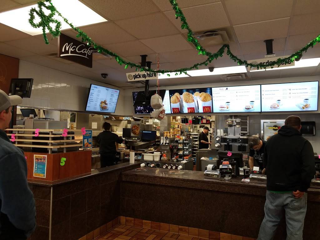 McDonalds | cafe | 206 Walker Springs Rd, Knoxville, TN 37923, USA | 8655319500 OR +1 865-531-9500
