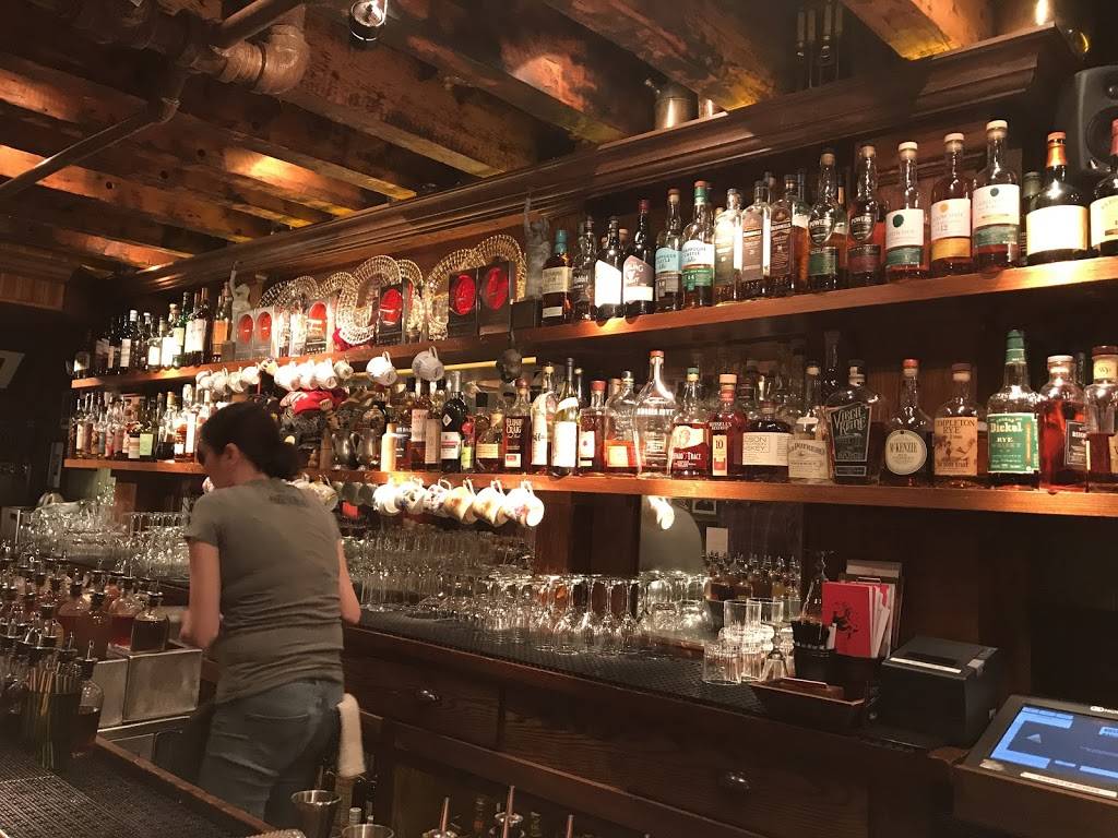 The Dead Rabbit Grocery and Grog | restaurant | 30 Water St, New York, NY 10004, USA | 6464227906 OR +1 646-422-7906