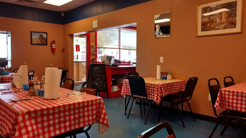 The Bar-B-Que Pit | restaurant | 409 S Dixie Hwy, P.O. BOX 214, Cave City, KY 42127, USA | 2707735555 OR +1 270-773-5555