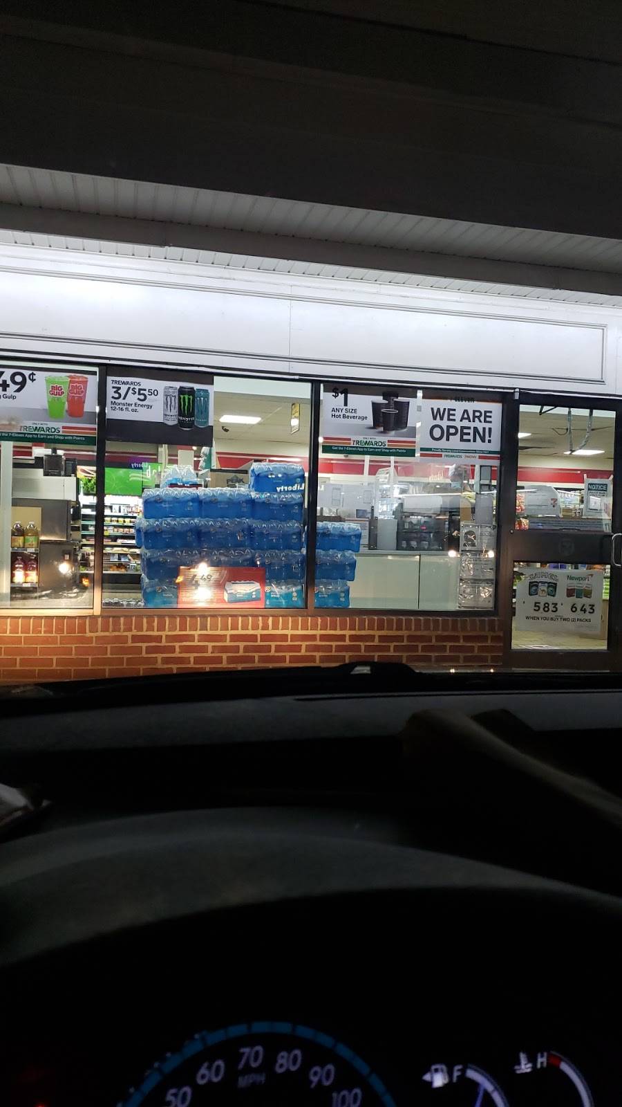 7-Eleven | bakery | 30 S Reynolds St, Alexandria, VA 22304, USA | 7034611906 OR +1 703-461-1906