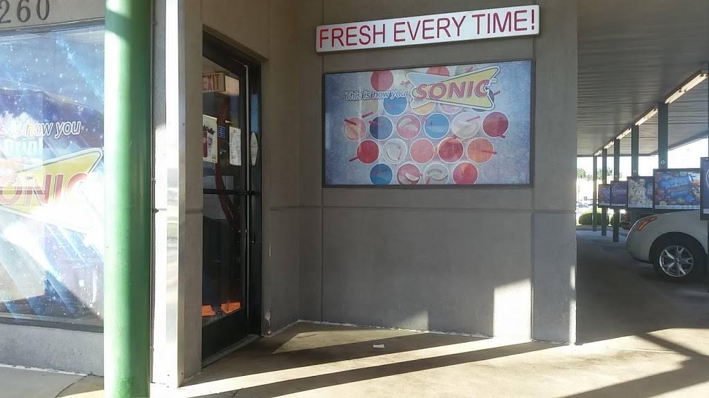 Sonic Drive-In | restaurant | Irving, 3260 Irvin Cobb Dr, Paducah, KY 42001, USA | 2704438862 OR +1 270-443-8862