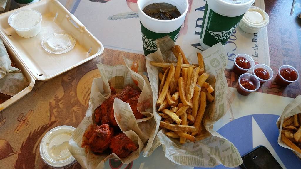 Wingstop Restaurant 4116 S Carrier Pkwy Ste 100, Grand Prairie, TX
