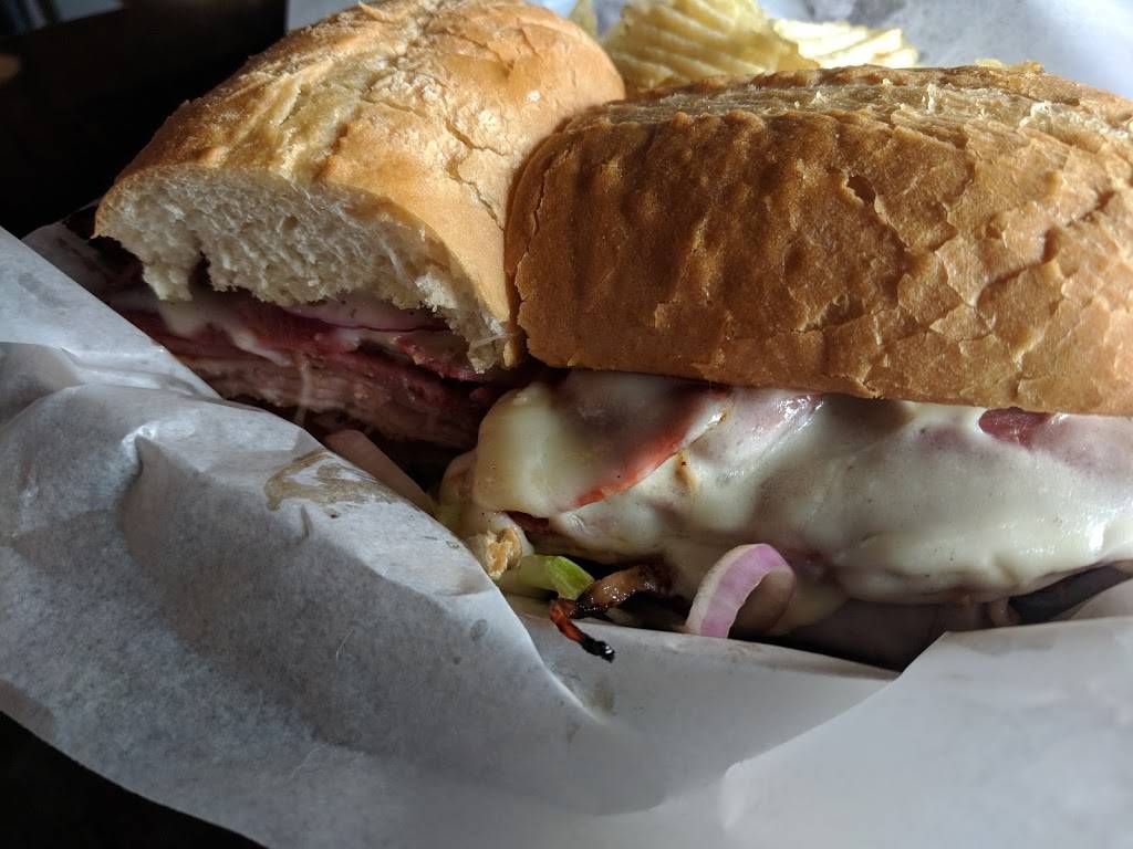 Fat Dans Carmel | restaurant | 840 W Main St, Carmel, IN 46032, USA | 3179933330 OR +1 317-993-3330