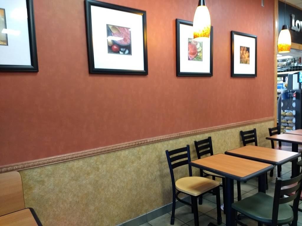 Subway | restaurant | 1850 N Mecklenburg Ave, South Hill, VA 23970, USA | 4345840077 OR +1 434-584-0077