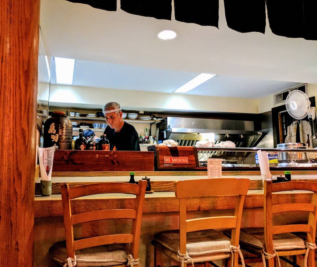 Sushi California | night club | 2033 Martin Luther King Jr Way, Berkeley, CA 94704, USA | 5105480737 OR +1 510-548-0737