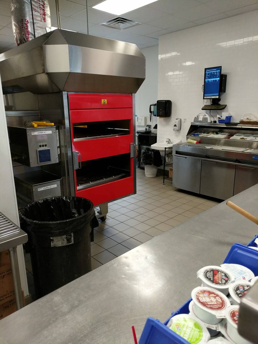 Dominos Pizza | meal delivery | 503 S Main St, Sikeston, MO 63801, USA | 5734712667 OR +1 573-471-2667