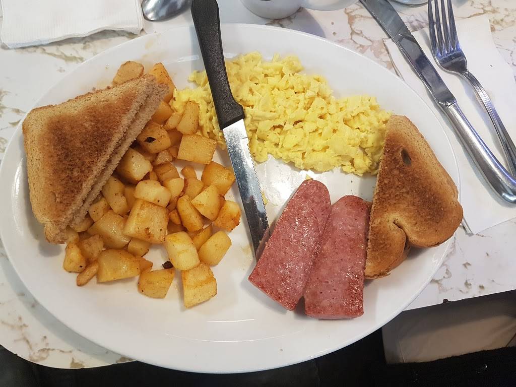 Plouffes Diner & Pub | restaurant | 267 Main St, Pawtucket, RI 02860, USA | 4017220890 OR +1 401-722-0890