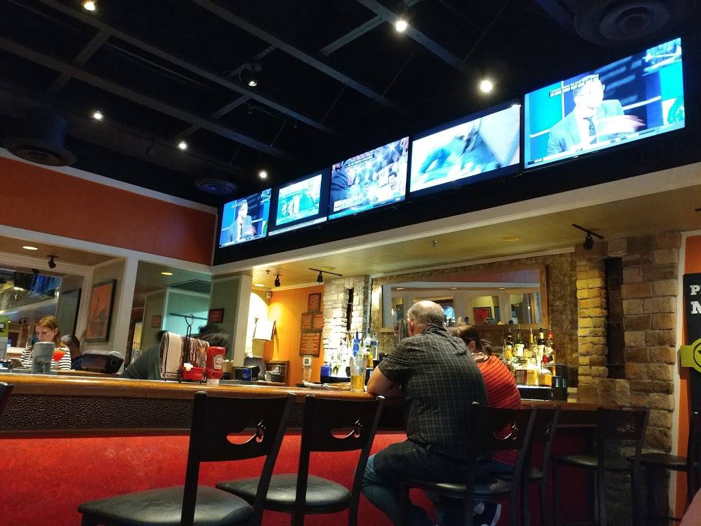 Chilis Grill & Bar | meal takeaway | 13050 Northwest Fwy, Houston, TX 77040, USA | 7136903800 OR +1 713-690-3800