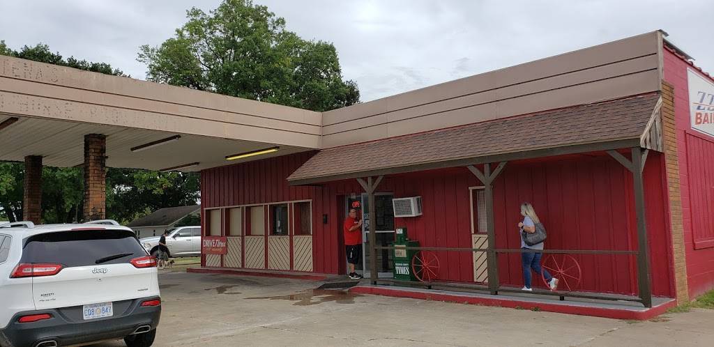 Olde Feed Barn | restaurant | 702 E Cherokee Ave, Sallisaw, OK 74955, USA | 9187760609 OR +1 918-776-0609