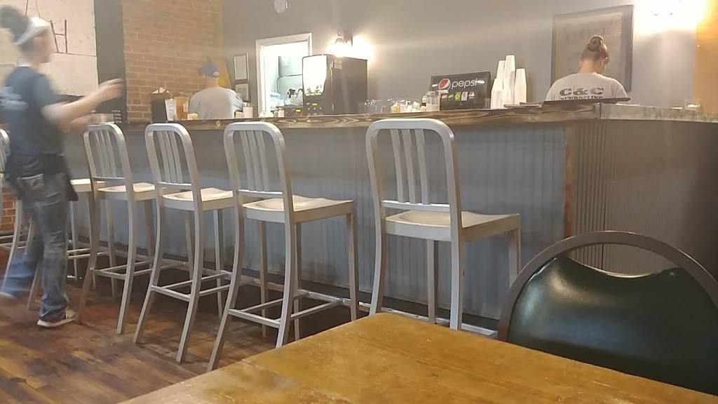 The Pot Belly Pig | restaurant | 234 Jefferson St, Greenfield, OH 45123, USA | 9379812939 OR +1 937-981-2939