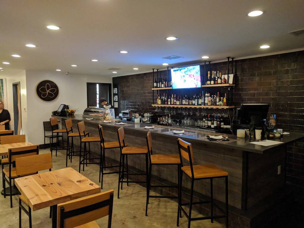 Simply Thai and Sushi Bar | restaurant | 122 E Main St, Jamestown, NC 27282, USA | 3368755555 OR +1 336-875-5555