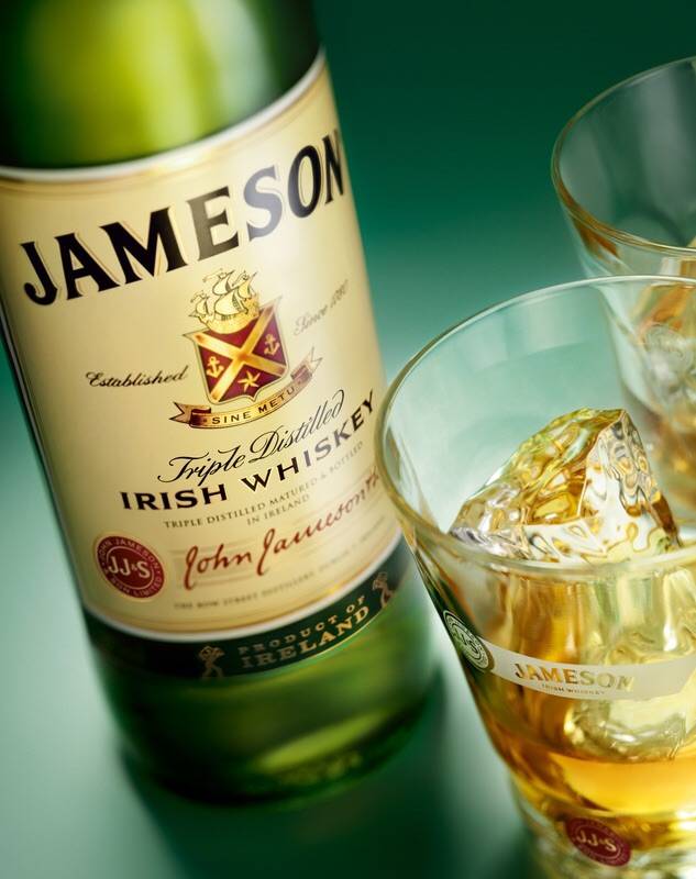 Jamesons Bar & Grill | restaurant | 157 Tulip Ave, Floral Park, NY 11001, USA | 5163268300 OR +1 516-326-8300