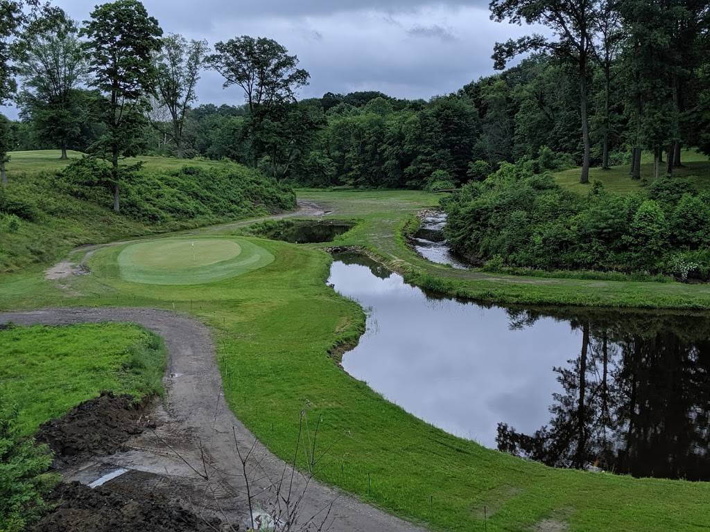 Bristolwood Golf Course & Restaurant 7108 OH45, North Bloomfield, OH