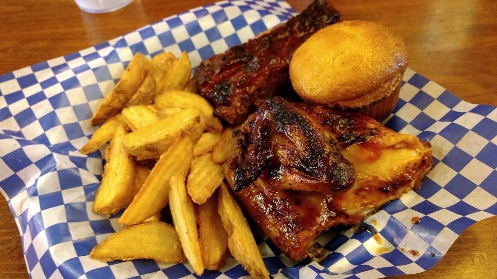 Famous Daves Bar-B-Que | restaurant | 14140 Baltimore Ave, Laurel, MD 20707, USA | 3014833500 OR +1 301-483-3500