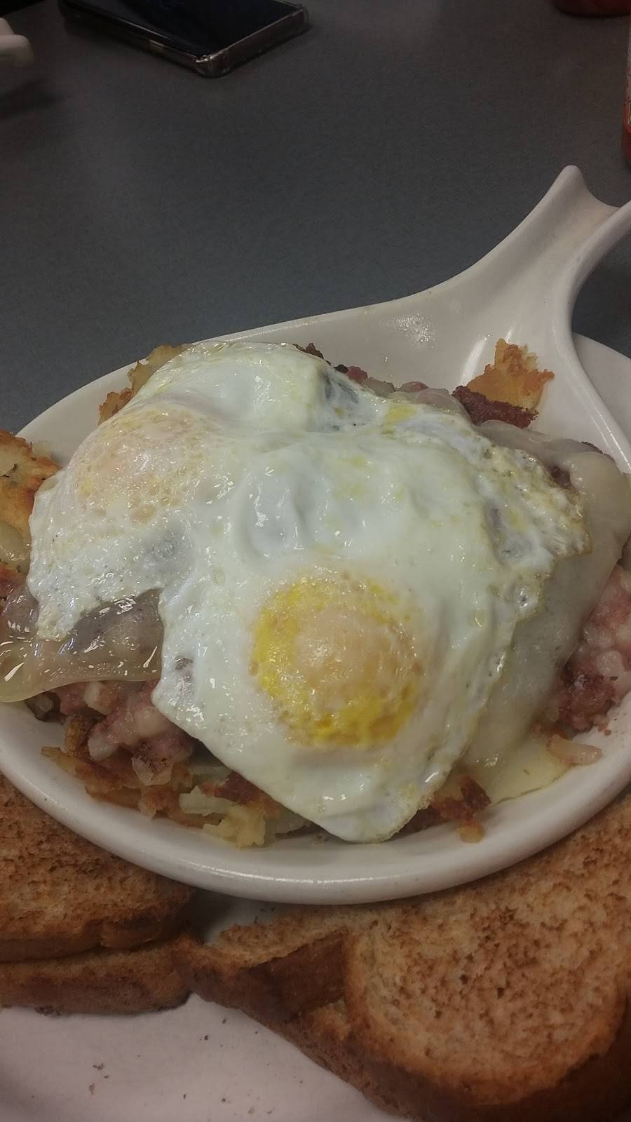 Karis Family Dining | restaurant | 2896 E Dupont Rd, Fort Wayne, IN 46825, USA | 2604160008 OR +1 260-416-0008