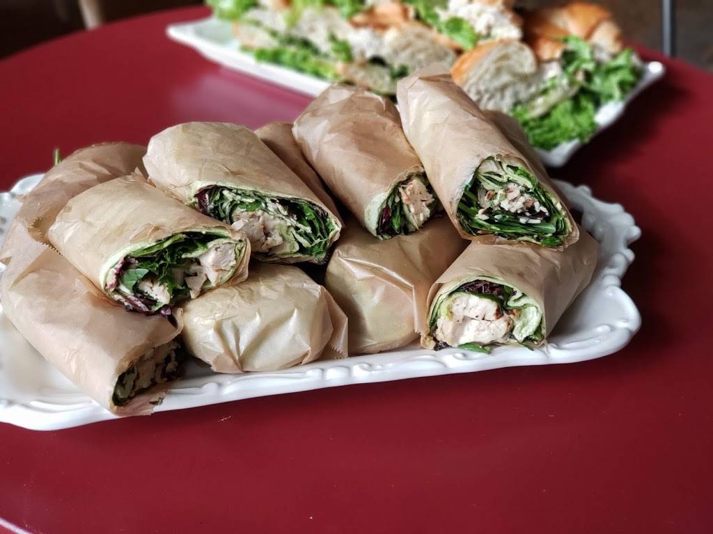 Bellas Cafe & Catering | cafe | 323 Middle St, New Bern, NC 28560, USA | 2526337900 OR +1 252-633-7900
