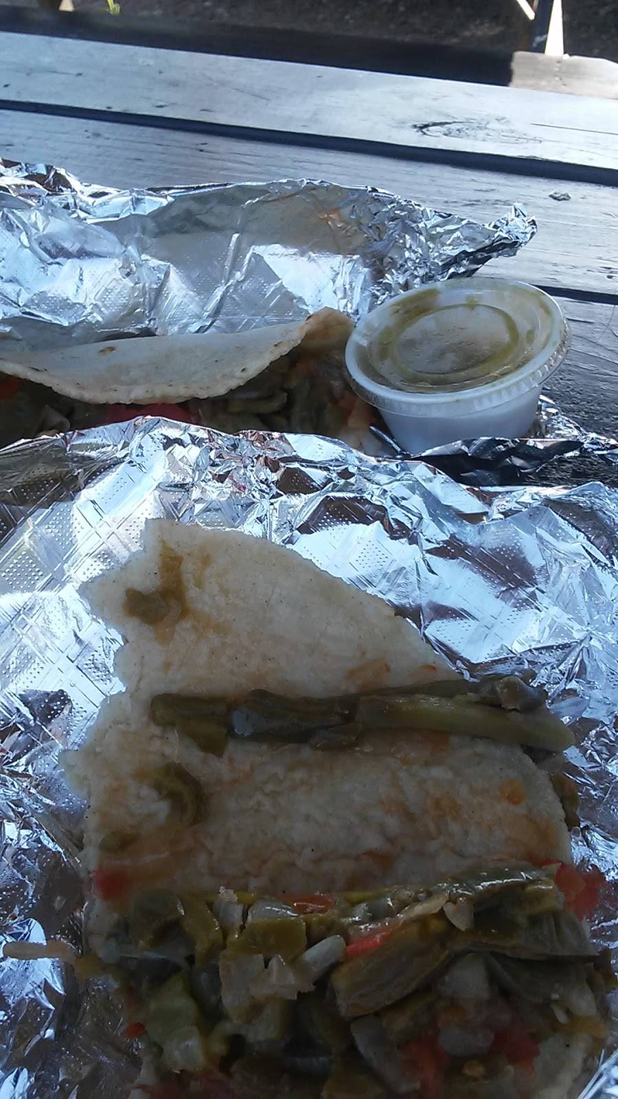 Hermanos Taqueria & Bakery | restaurant | 13838 Camino Real, Niederwald, TX 78640, USA | 5122135644 OR +1 512-213-5644