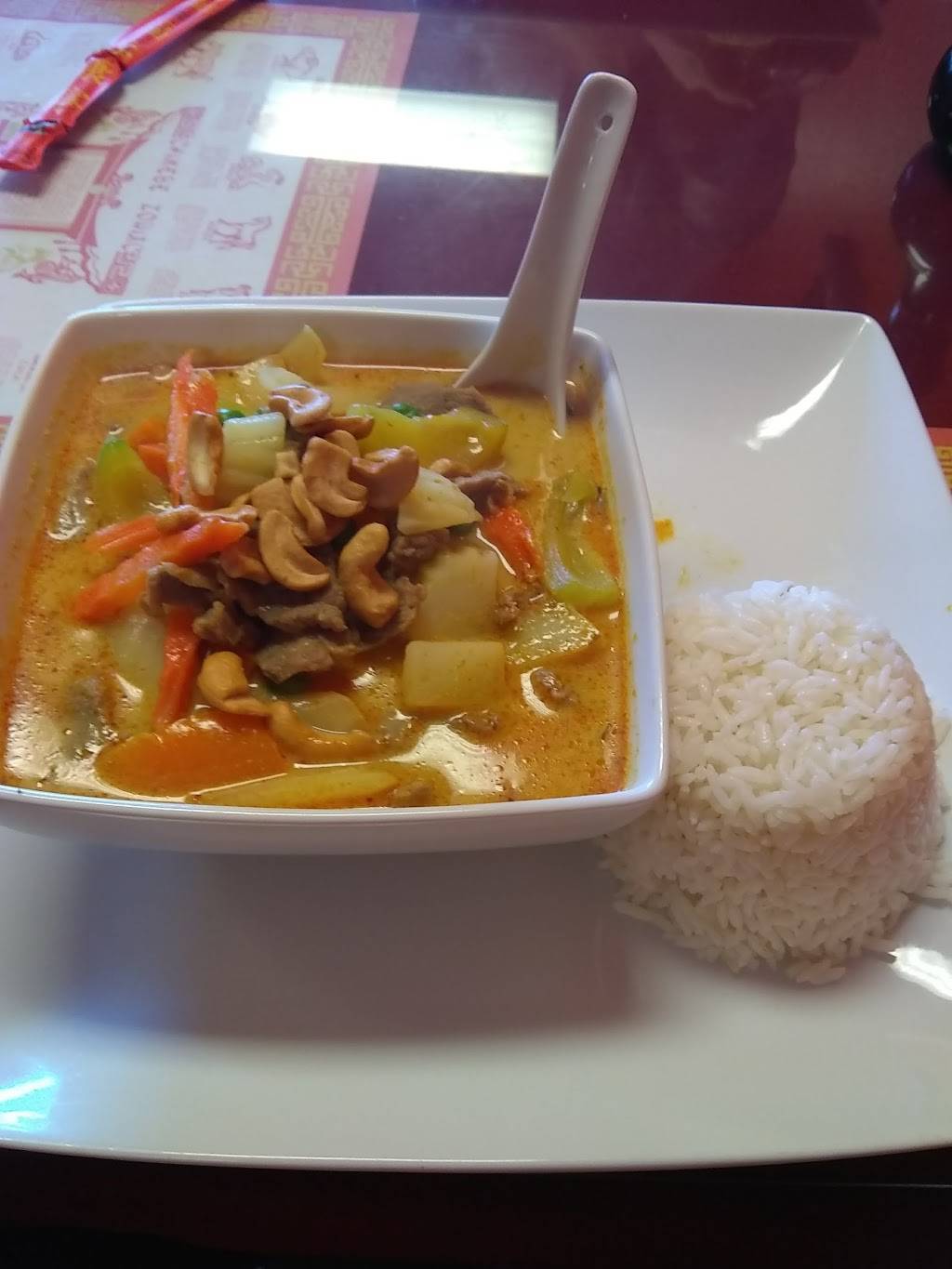 Beas Asian Cuisine | restaurant | 518 W Broadway, Spiro, OK 74959, USA | 9189625600 OR +1 918-962-5600