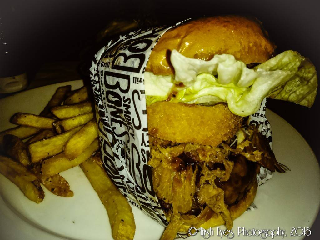 Smokey Bones Bar & Fire Grill | meal takeaway | 301 Technology Center Dr, Stoughton, MA 02072, USA | 7812975225 OR +1 781-297-5225