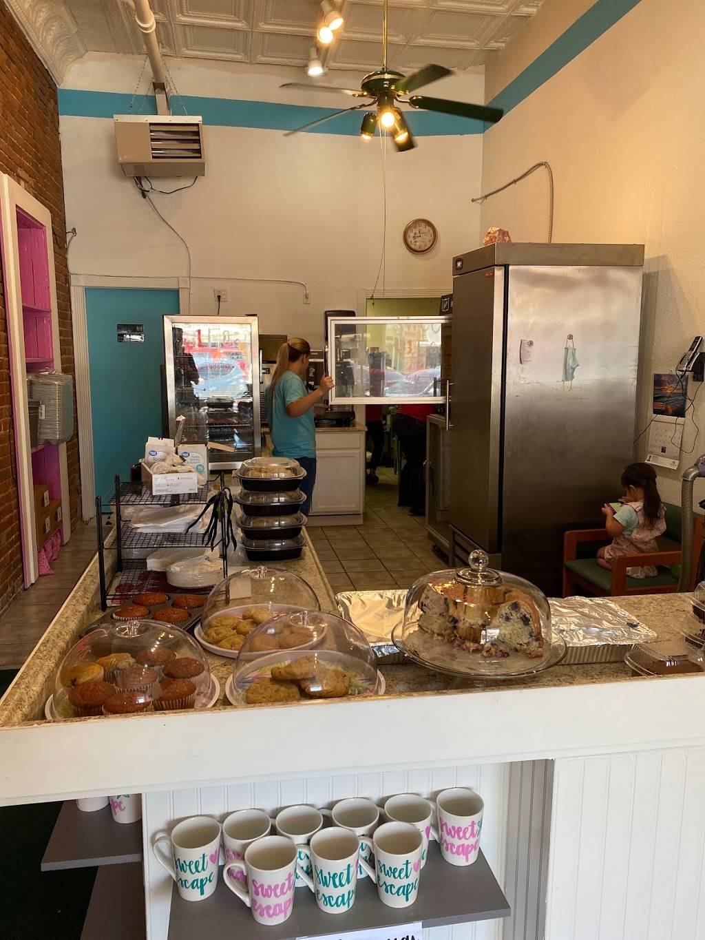 Sweet Escape Bakery and Coffee Shop | restaurant | 204 W Main St, Purcell, OK 73080, USA | 4053323344 OR +1 405-332-3344