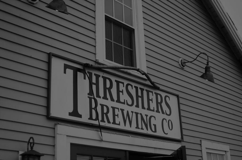 Threshers Brewing Co | restaurant | 1 Starr St, Thomaston, ME 04861, USA | 2073545404 OR +1 207-354-5404