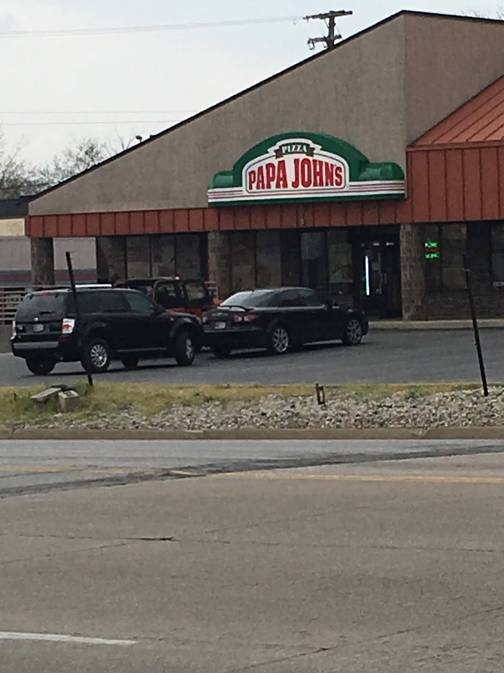 Papa Johns Pizza | restaurant | 2616 Maplecrest Rd, Fort Wayne, IN 46815, USA | 2604867272 OR +1 260-486-7272