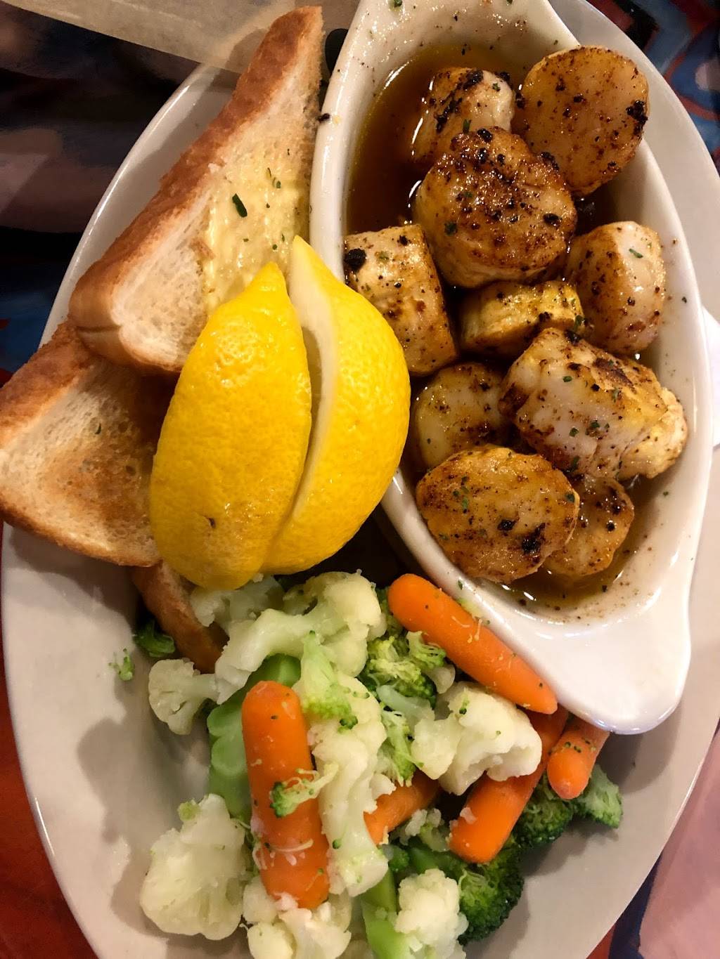 Vera’s Seafood Abita Springs | restaurant | 69455 LA-59, Abita Springs, LA 70420, USA | 9853277829 OR +1 985-327-7829