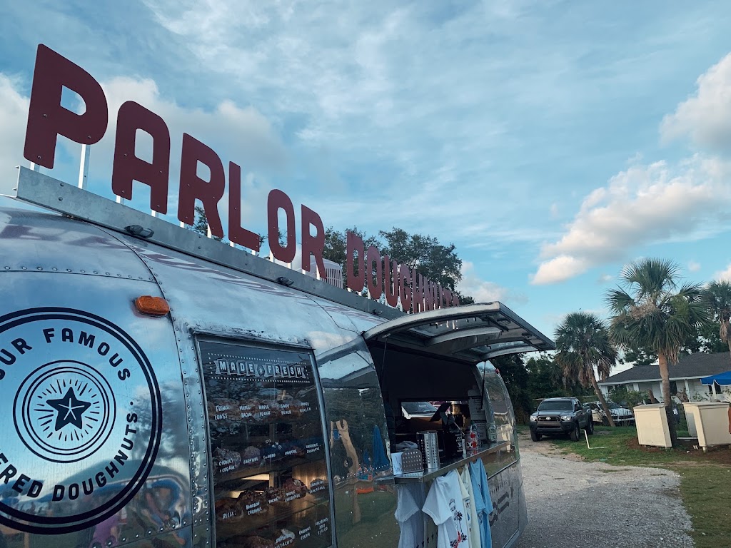 Parlor Doughnuts | bakery | 191 Miracle Strip Pkwy SE, Fort Walton Beach, FL 32548, USA | 8503743776 OR +1 850-374-3776