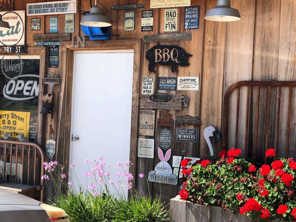Cherry Street Bar-B-Q | restaurant | 3 Rutherford St, Monroeville, AL 36460, USA | 2515752668 OR +1 251-575-2668