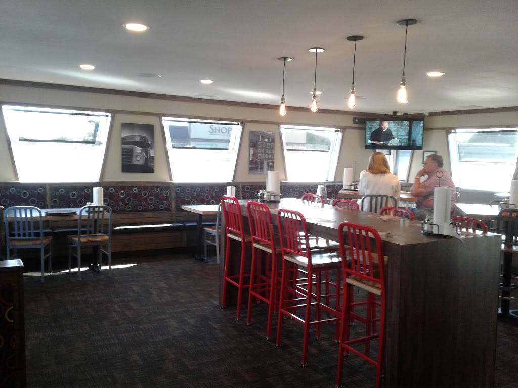 Pizza Hut | restaurant | 1304 E Main St, Attica, IN 47918, USA | 7657626161 OR +1 765-762-6161