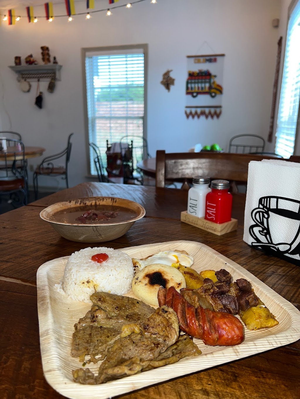 Mi tierra querida | restaurant | 2112 Rocky Ridge Rd Suite 100, Hoover, AL 35216, USA | 2059834591 OR +1 205-983-4591