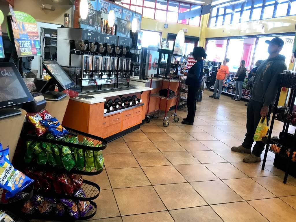 Sheetz 346 2001 Carl D. Silver Parkway, Fredericksburg, VA 22401, USA