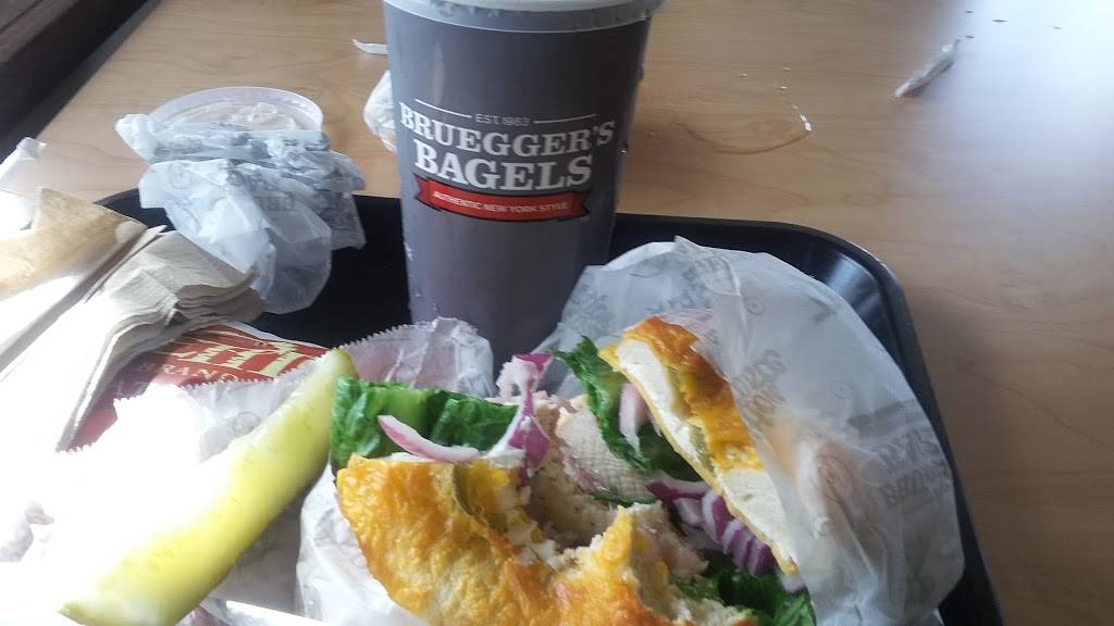 Brueggers Bagels | cafe | 106 S Sharon Amity Rd, Charlotte, NC 28211, USA | 7043670737 OR +1 704-367-0737