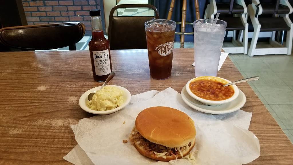 Dixie Pig - Restaurant | 701 N 6th St, Blytheville, AR 72315, USA