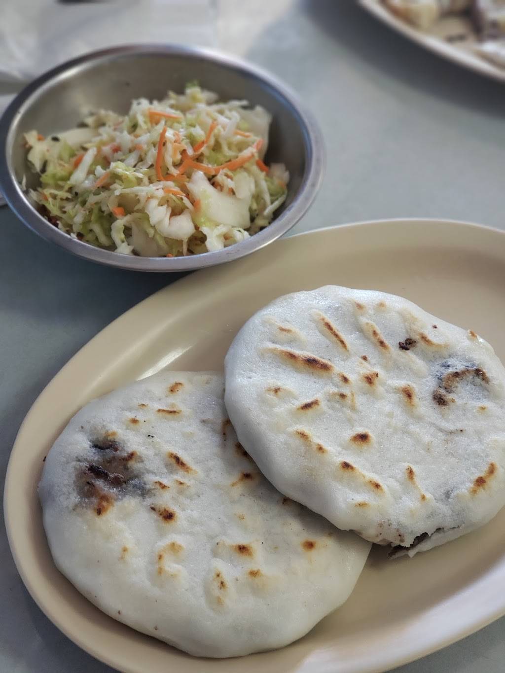 Roca Fuerte Salvadorean Restaurant 7448 Reseda Blvd, Reseda, CA 91335, USA