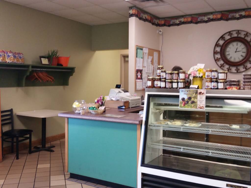 Richards | restaurant | 11155 Isabelle Dr, New Haven, IN 46774, USA | 2604933694 OR +1 260-493-3694