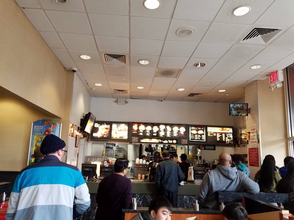 McDonalds | cafe | 114 Delancey St, New York, NY 10002, USA | 2125299770 OR +1 212-529-9770