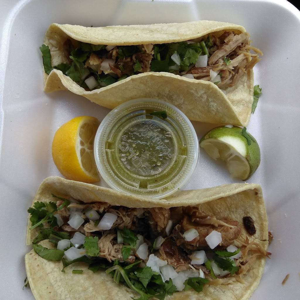 Garcia Plaza Bakery | bakery | 2 S Pine St, Fellsmere, FL 32948, USA | 7725718880 OR +1 772-571-8880