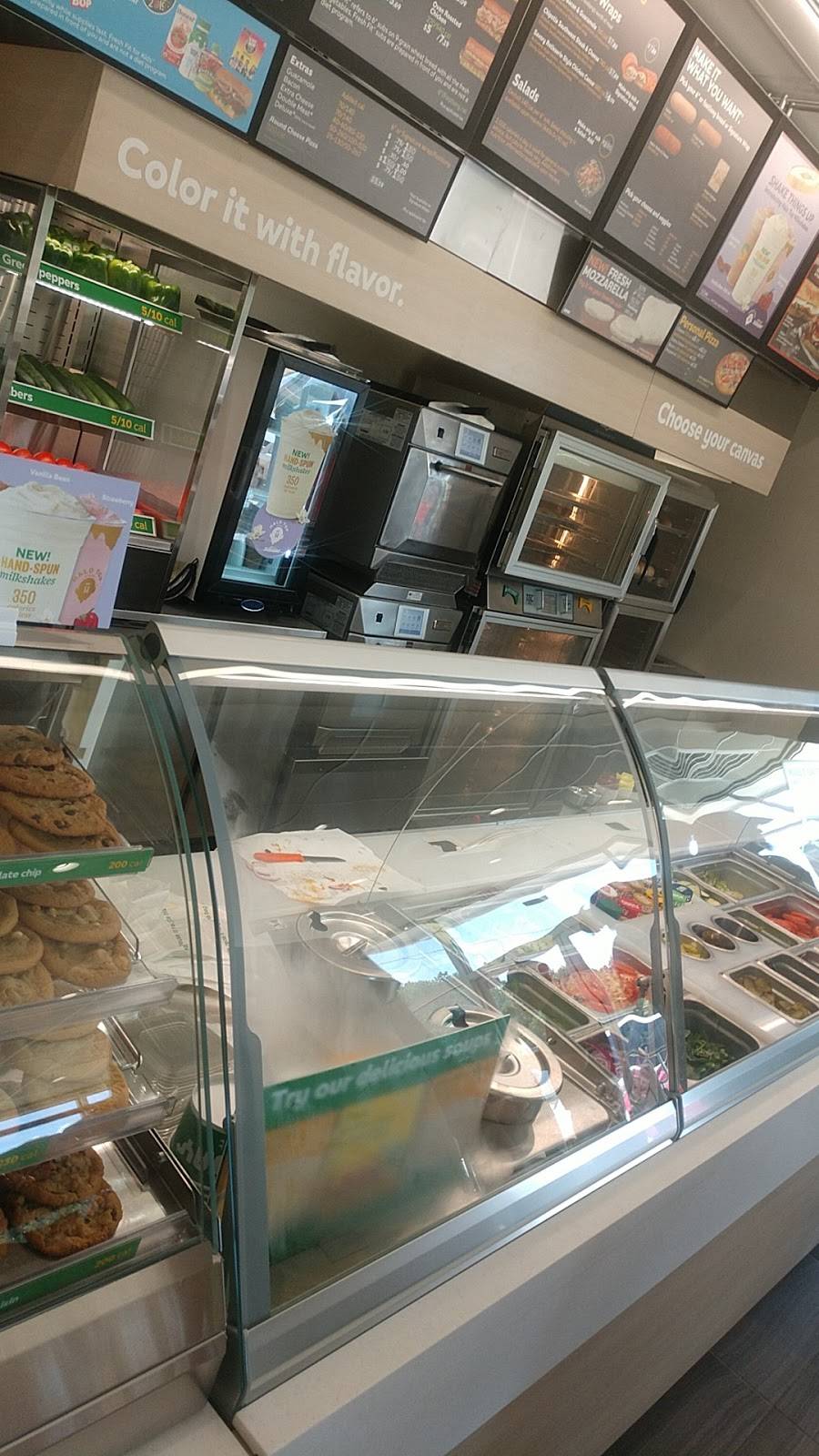 Subway | restaurant | 20031 Hwy 155 South Suite #110, Flint, TX 75762, USA | 9037877504 OR +1 903-787-7504