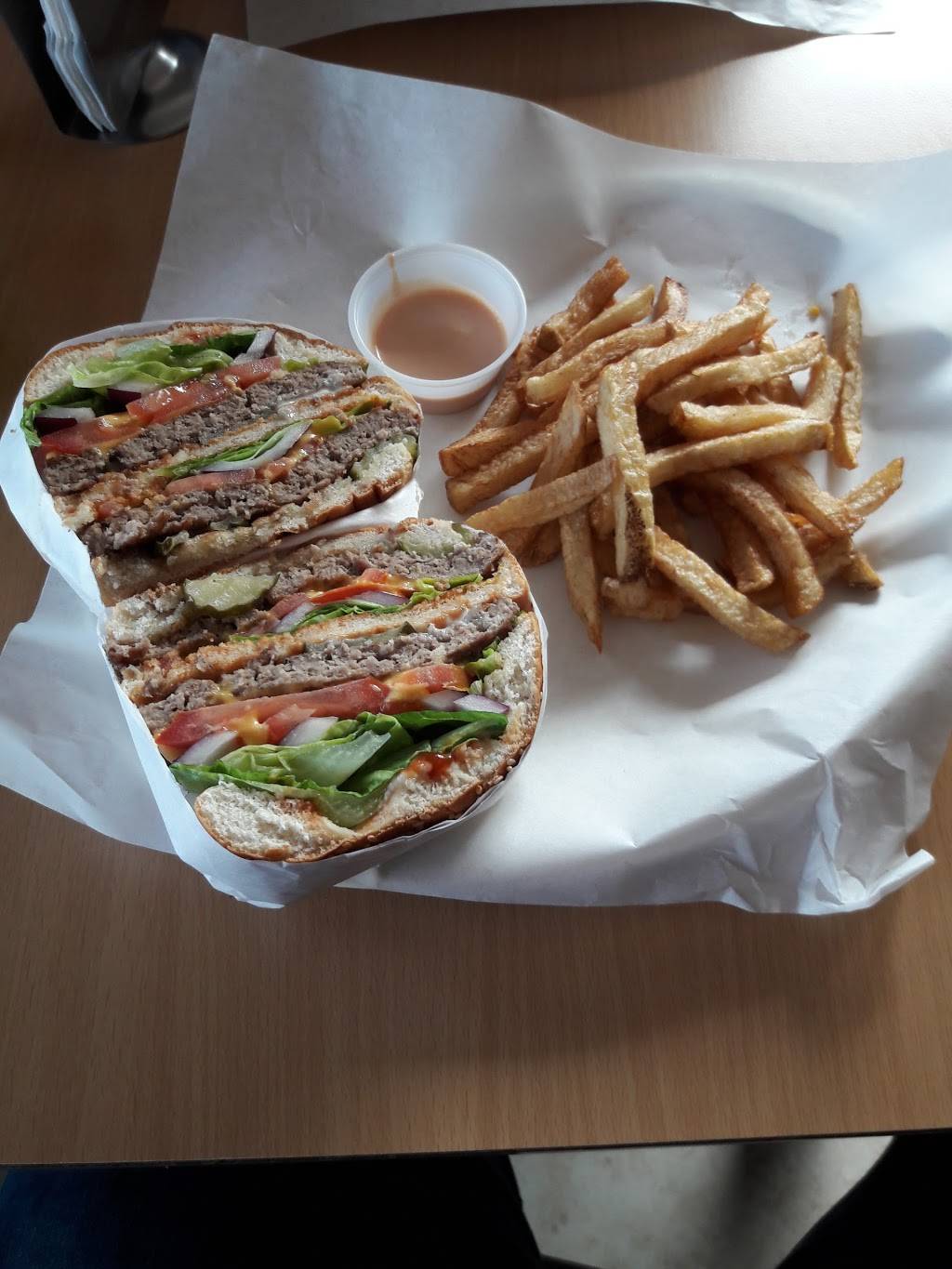 Dany Boys | restaurant | Blvd. Oscar Baylon Chacon 91, Chávez, Carreño, 21440 Tecate, B.C., Mexico | 016656547131 OR +52 665 654 7131