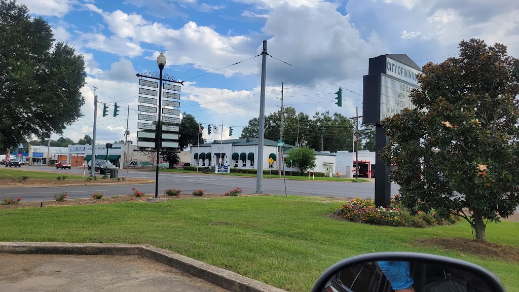 Bamboo Gardens 1215 Common St, Winnsboro, LA 71295, USA