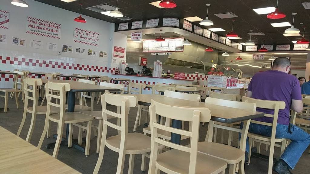 Five Guys | meal takeaway | 2255 Michigan Ave, Arnold, MO 63010, USA | 6362876417 OR +1 636-287-6417