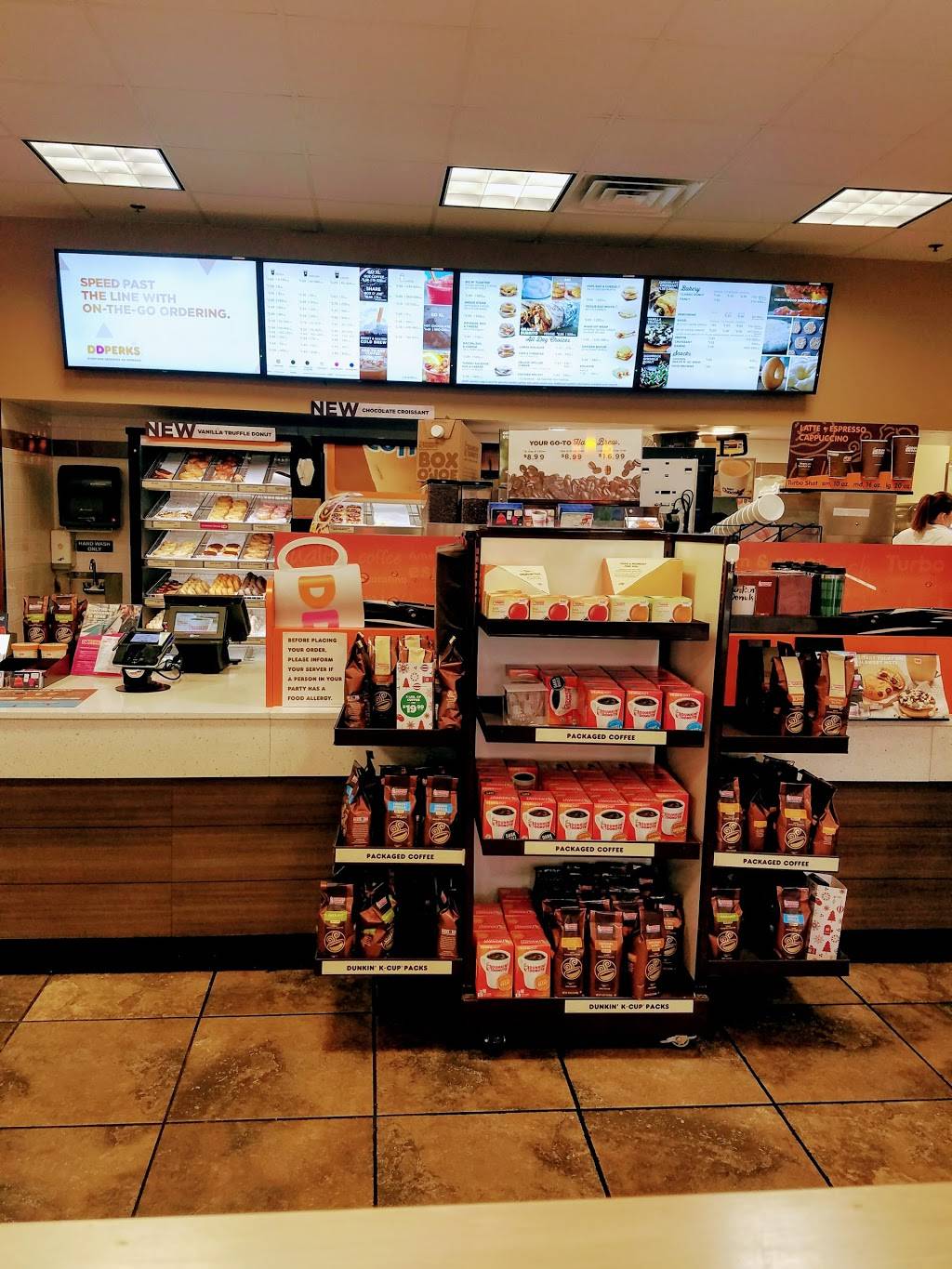 Dunkin | bakery | 1400 W S SW Loop 323 Suite 120, Tyler, TX 75701, USA | 9036307005 OR +1 903-630-7005