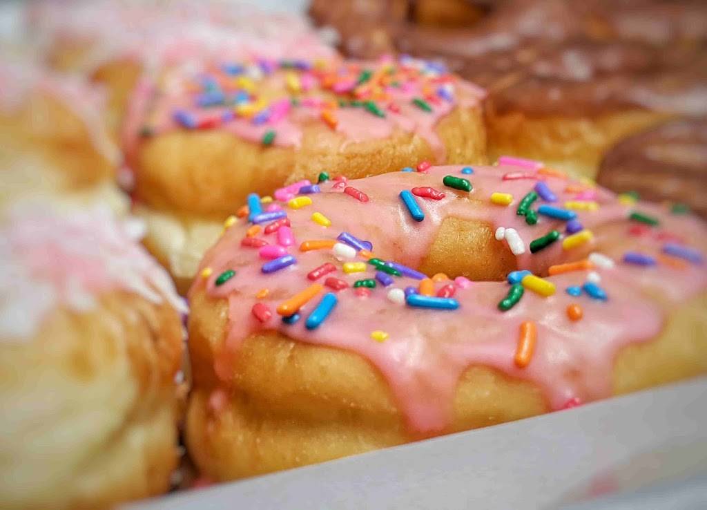 Kingsville Bakery | bakery | 930 E Kleberg Ave, Kingsville, TX 78363, USA | 3615161967 OR +1 361-516-1967