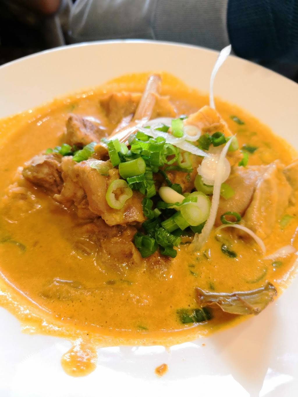 Lucky Bamboo Restaurant | cafe | 3175 Rutherford Rd G34, Concord, ON L4K 5Y6, Canada | 9056609899 OR +1 905-660-9899