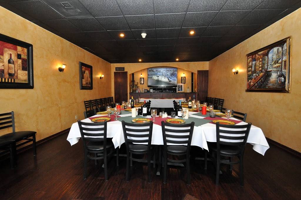 Tuscany Tavern | restaurant | 32214 Ellingwood Trail # 110, Evergreen, CO 80439, USA | 3036743739 OR +1 303-674-3739