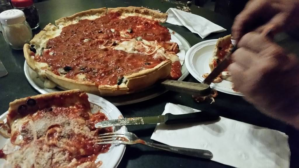Corner Tap | restaurant | 128 N Main St, Stockton, IL 61085, USA | 8159472067 OR +1 815-947-2067