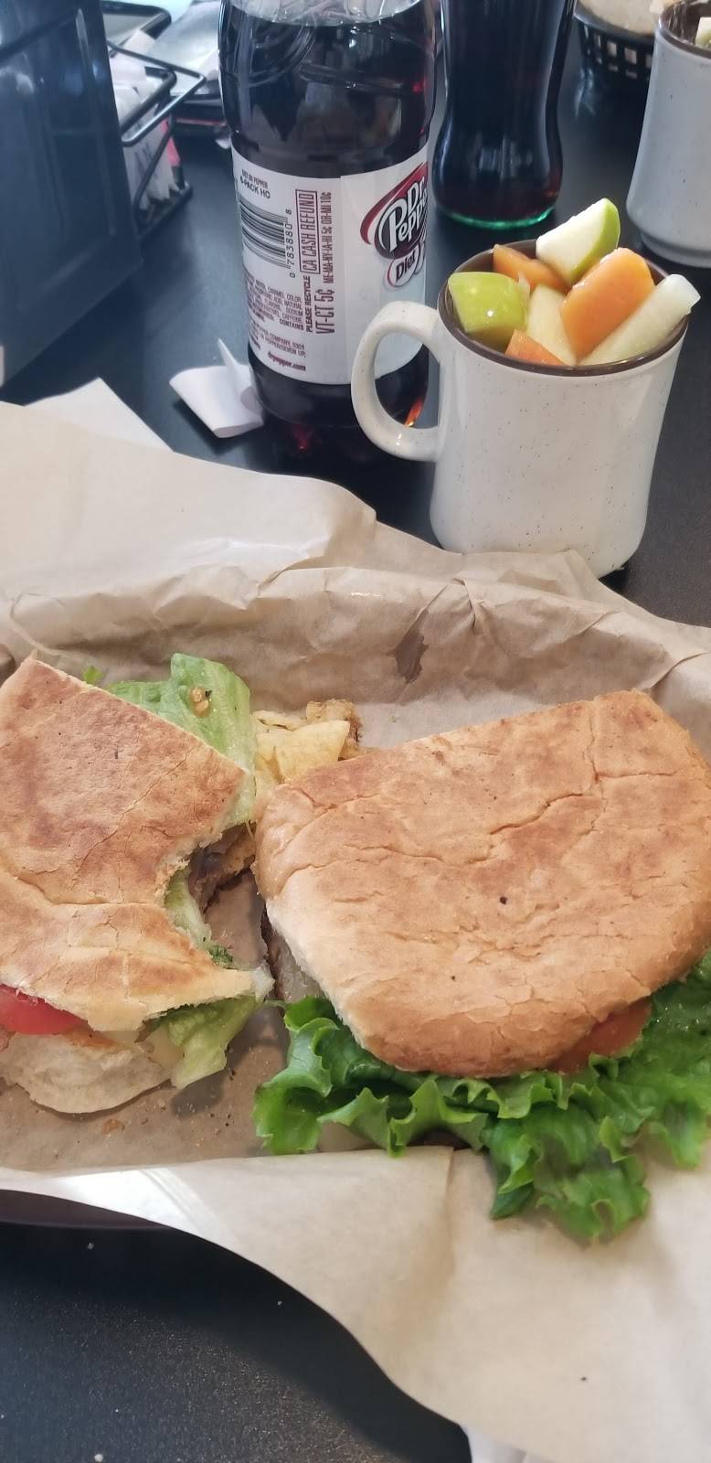 Guilty Pleasures Cafe | restaurant | 119 E Market St, Mabank, TX 75147, USA | 9038028841 OR +1 903-802-8841