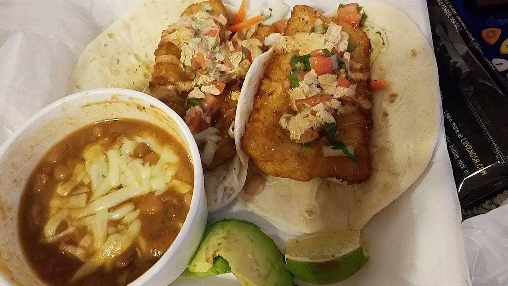 Boathouse Bar and Grill | restaurant | 5401 Marina Dr, Athens, TX 75752, USA | 9036752628 OR +1 903-675-2628