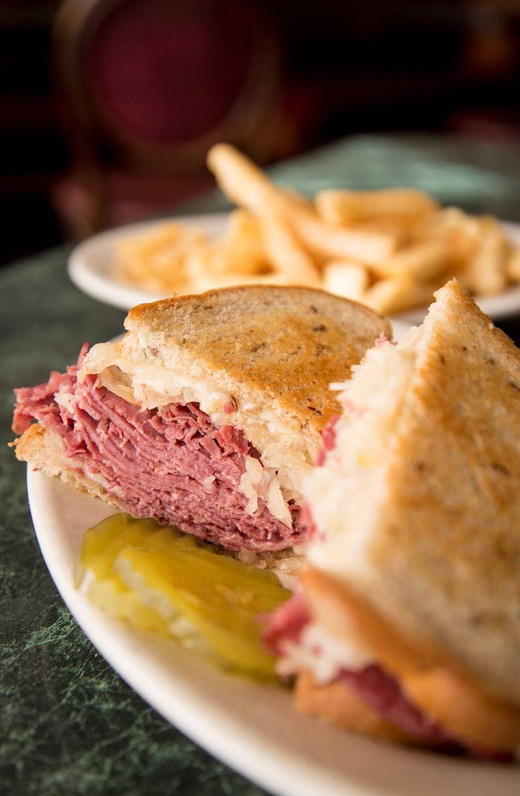 Lucys Diner | restaurant | 8907 Reading Rd, Cincinnati, OH 45215, USA | 5138215900 OR +1 513-821-5900